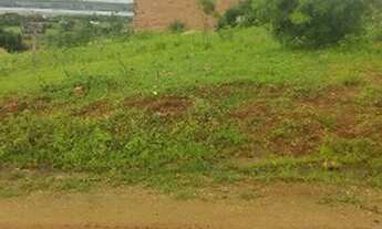 Imagem 4: Terreno com vista para belas paisagens. Fica de esquina, sem risco de vizinhança chata