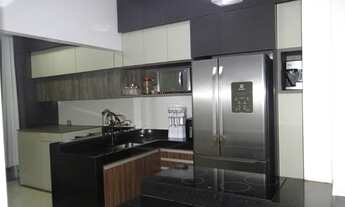 Imagem 2: Casa para venda com 180 metros quadrados com 4 quartos em Novo Mundo - Uberlândia - MG