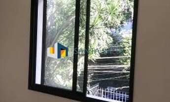 Imagem 7: LINDO SOBRADO COM QUINTAL, VARANDA E VAGA DE GARAGEM!