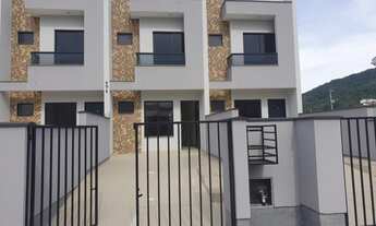 Imagem: Sobrado em São José, 2 suítes, condições