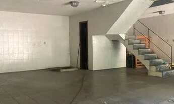 Imagem 7: Oportunidade - Ampla casa em área nobre de Jacarepaguá