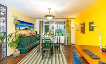 Imagem 2: Casa assobradada de 255m² com 4 dormitórios (1 suíte), 4 banheiros e 3 vagas no Brooklin