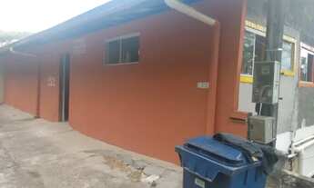 Imagem: Alugo casa kitnet