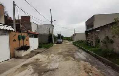 Imagem 4: Casa duplex em construção no Mendanha