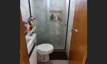 Imagem 7: Apartamento com 2 Quartos (sendo 1 suíte) e Varanda no Centro de Lauro de Freitas
