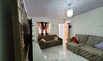 Imagem 6: Casa de condomínio para venda possui 500 metros quadrados com 3 quartos