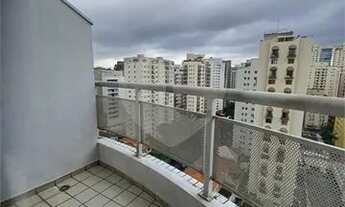 Imagem 4: Flat com serviço diário. Tem 38 m² com varanda, mobiliado, andar alto, 1 vaga de garagem