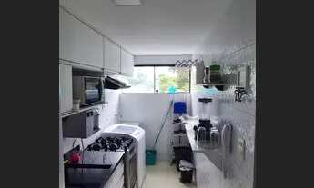 Imagem 6: Apartamento com 2 Quartos (sendo 1 suíte) e Varanda no Centro de Lauro de Freitas