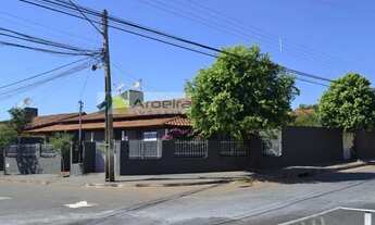 Imagem: Casa Padrão para Aluguel em Vila Rezende