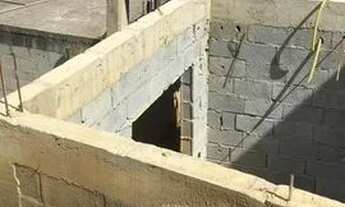 Imagem 2: Casa 2 cômodos e banheiro