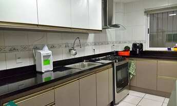 Imagem 3: Apartamento para aluguel tem 78 metros quadrados com 2 quartos em Itaipava - Petrópolis