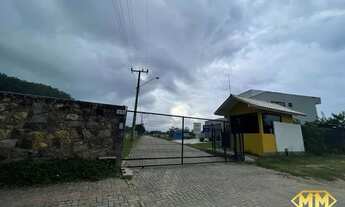 Imagem: Terreno a venda em Condomínio Fechado pronto