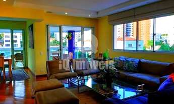 Imagem: Pinheiros próximo da Estação Oscar Freire