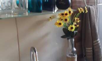 Imagem 5: Vende-se edícula -fone 41-