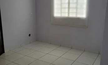 Imagem 4: Alugo Casa no Condomínio "Privê Morada Sul Etapa C" com 3 quartos, sendo um del