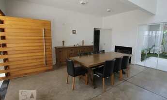 Imagem 2: Casa de Condomínio para Aluguel - Ivoturucaia, 6 Quartos, 500 m2