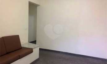 Imagem 3: Sobrado comercial para locação com 5 salas, 2 banheiros e 2 vagas