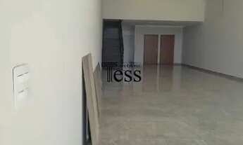 Imagem 3: Salão Comercial 2 wc com acessibilidade, sala com portas de vidros, estacionamento na fren