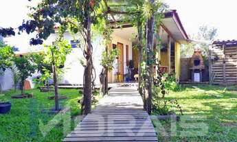 Imagem 2: Casa a 750 metros do MAR, localizada na Av. Irerê, Village Dunas, B. Gaivota/SC