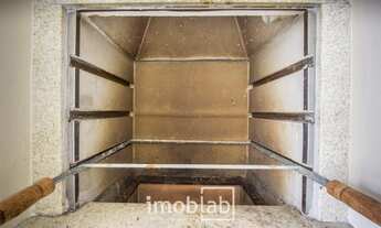 Imagem 6: Apartartamento amplo com churrasqueira e lareira. Localização central