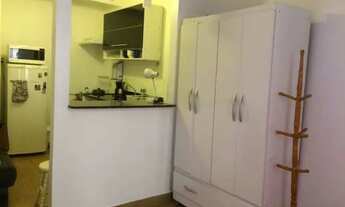 Imagem: Conjugado reformado uma quadra da praia