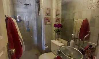 Imagem 5: Apartamento na Av. Pedro Miranda com 2 quarto(s), sendo um suíte