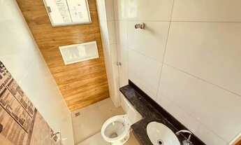 Imagem 5: Casa Geminada Individual com 2 Quartos e 1 Vaga no Bairro Santa Cruz