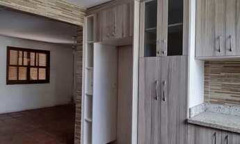 Imagem 3: Casa, com piscina, edícula, fogão a lenha , forno e churrasqueira