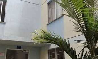 Imagem: Apartamento CIC, Térreo, 49m próx ao contorno