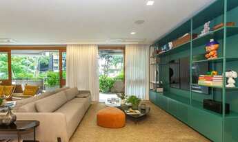 Imagem 2: Luxo e sofisticação em 2 suítes com opção para 3 dorms. em 346m² e 3 vagas de garagem no C