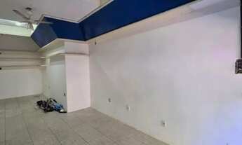 Imagem: Alugo loja, 40m², 1 wc, 1 vaga. Amaralina