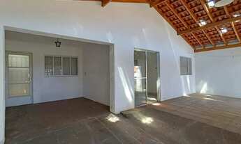 Imagem: Casa com 3 Quartos na Vila Miguel Vicente