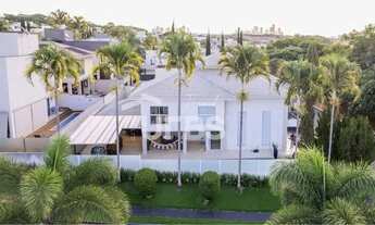 Imagem 2: Sobrado Exclusivo no Jardins Valência Esquina Imponente e Lazer Integrado!