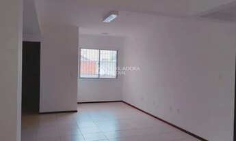 Imagem 2: Apartamento de três quartos a venda na Trindade