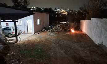 Imagem 5: URGENTE! EXCELENTE Lote de 862m²! Com casa na Laje de 3Quartos! IPTU! Cond. Fechado!