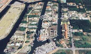 Imagem 5: Terreno à venda na Marina de Búzios com frente para o canal navegável