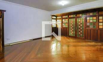 Imagem 5: Casa à Venda - Sagrada Família, 4 Quartos, 240 m2