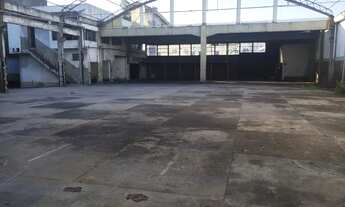 Imagem 4: Prédio Comercial com galpão para alugar em Bonsucesso