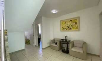 Imagem 7: Sobrado para venda possui 840 metros quadrados com 3 quartos em Centro - Petrolina - PE