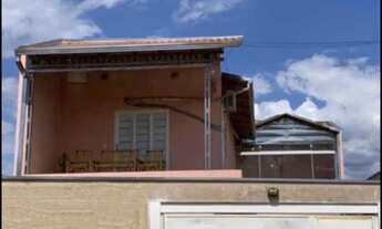 Imagem 5: Sobrado Amplo em Araraquara - Saia do Aluguel com Grande Oportunidade