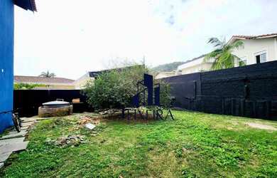 Imagem 6: Casa a venda na praia do Guaiuba, 08 dormitórios, 05 vagas de garagem, próximo da praia