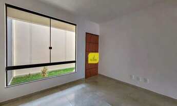 Imagem 5: Linda casa de 2 quartos com suíte, área gourmet, quintal e garagem