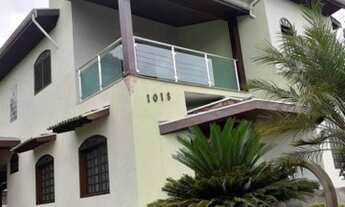 Imagem: Lindo sobrado para venda com 490 metros