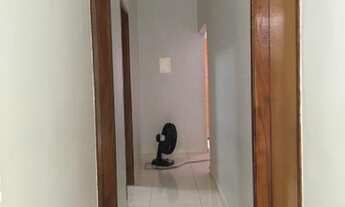 Imagem 5: Casa para venda possui 250 metros quadrados com 3 quartos em Santa Luzia - Uberlândia - MG