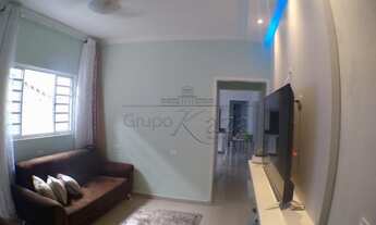 Imagem 2: Jacarei - Casa Padrão - Parque Meia Lua (Parque Meia Lua