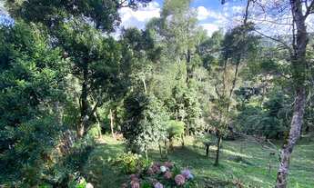 Imagem 3: Lote/Terreno para venda com 1100 metros quadrados em Alto da Boa Vista - Campos do Jordão