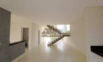 Imagem: Casa alto padrão à venda no Condomínio