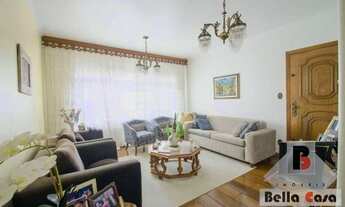 Imagem: Casa assobradada com quintal e 3 vagas próxima