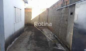 Imagem 2: Casa para aluguel, 2 quartos, 1 vaga, Lagoinha - Uberlândia/MG
