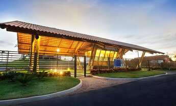 Imagem 7: Casa alto padrão no Bosque do Coqueiral